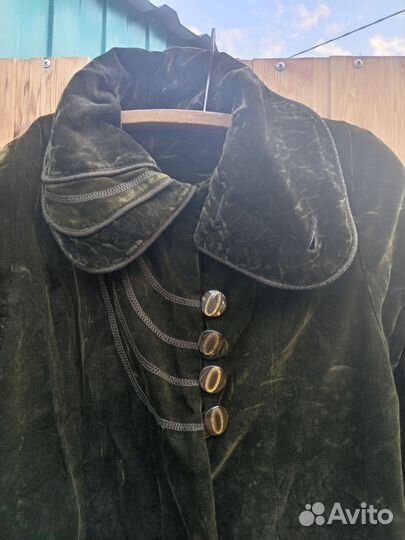 Пальто женское в стиле ретро