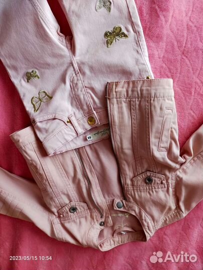 Джинсовая куртка и джинсы для девочек