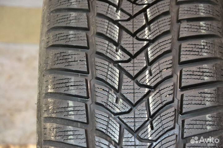 Dunlop SP Winter Sport 225/45 R18