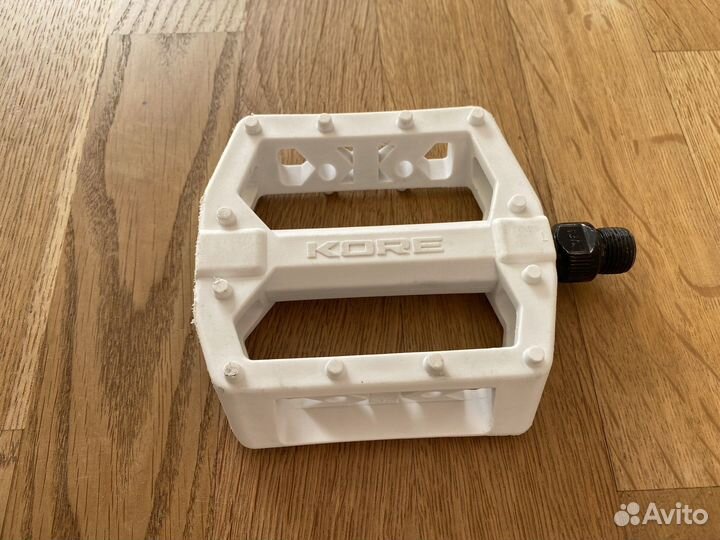 Педали Kore Rivera Thermo 9/16