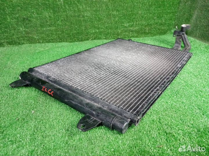 Радиатор кондиционера Volkswagen Golf 5 BLG (1.4)