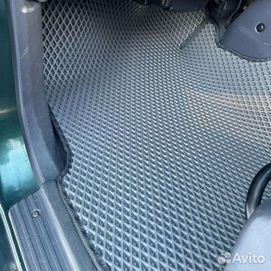 Автоковрики для Toyota Land Cruiser Prado 95