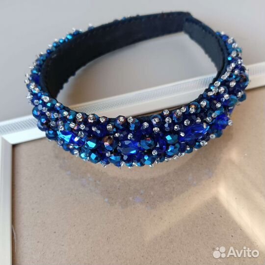 Ободок из бусин и страз. Ручная работа