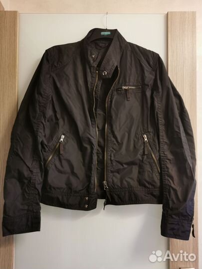 Ветровка Benetton