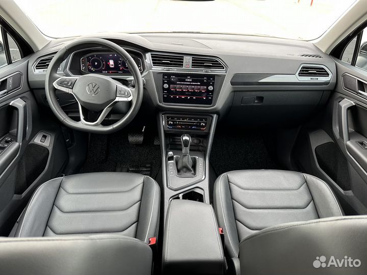 Volkswagen Tiguan 2.0 AMT, 2021, 44 500 км