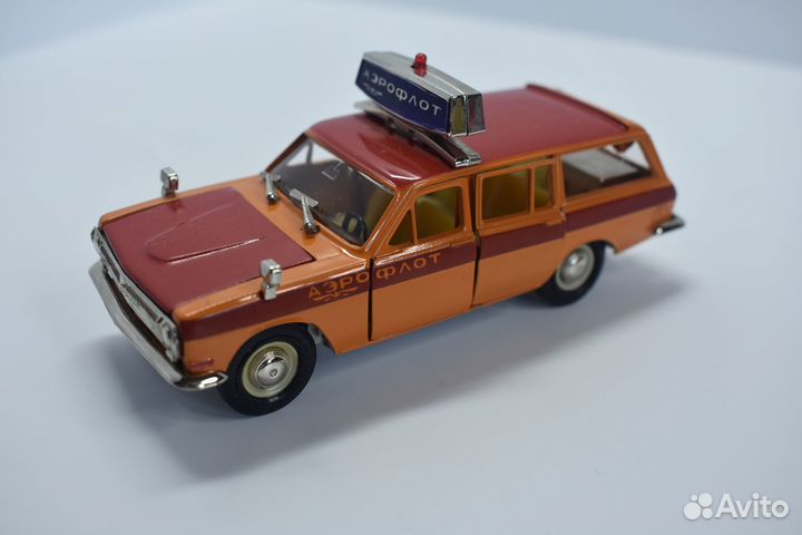 Волга газ 24 02 Аэрофлот / Эскорт модель 1:43