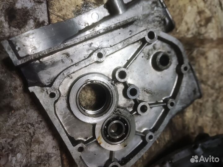 Картер двигателя Иж планета 12 вольт