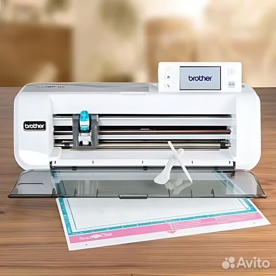 Раскройный плоттер Brother CM300 ScanNCut