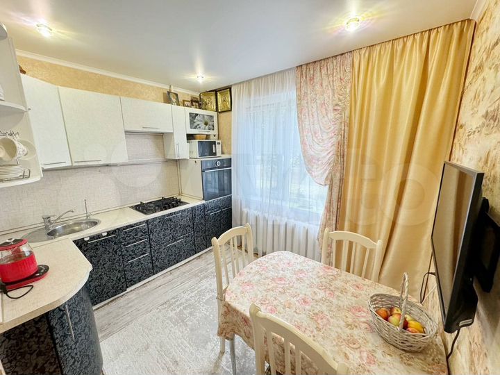 2-к. квартира, 48,9 м², 1/9 эт.