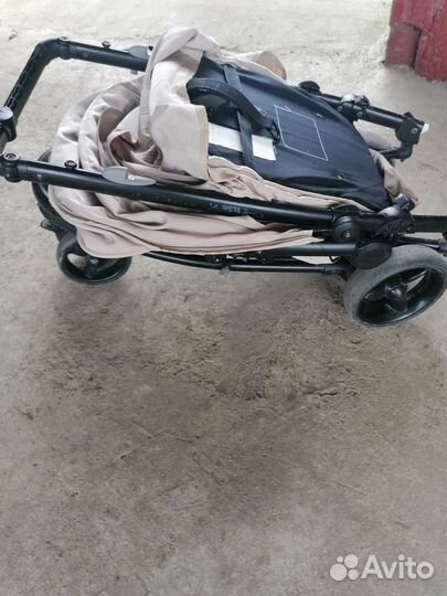 Прогулочная коляска capella