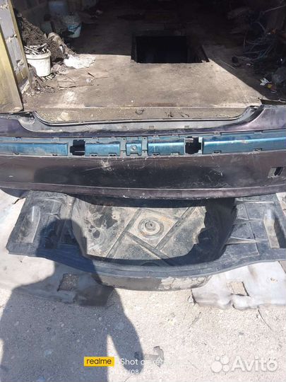 Бампер Мерседес 220