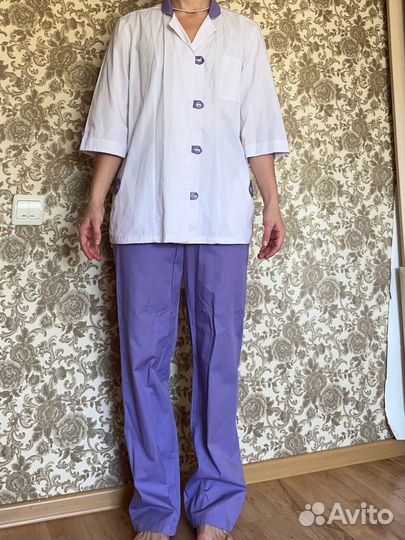 Медицинский костюм женский