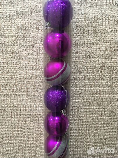 Елочные шары и украшения