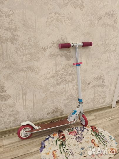 Самокат девочке