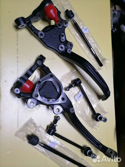 Поворотные кулаки Dodge Challenger