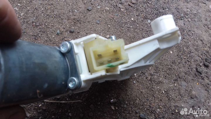 Мотор стеклоподъемника Mercedes ML W164 GL X164