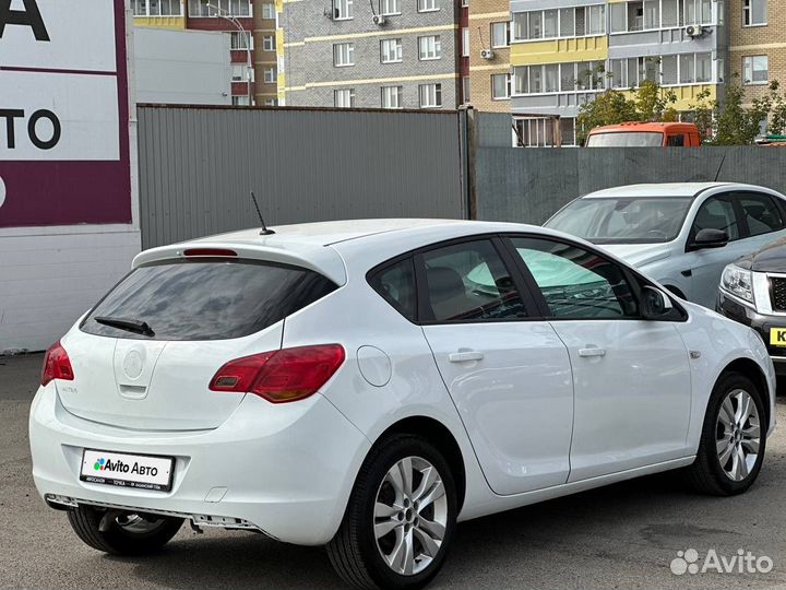 Opel Astra 1.4 МТ, 2011, 154 805 км