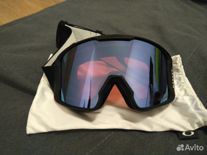 Горнолыжные очки Oakley prizm