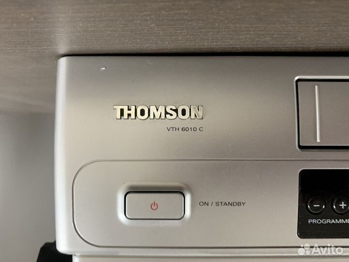 Видеомагнитофон/ DVD