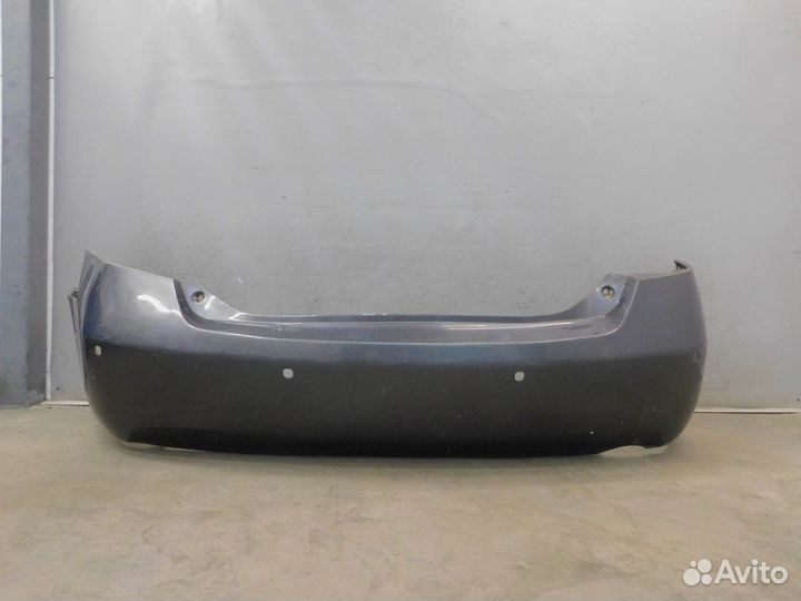 Бампер задний Toyota Camry