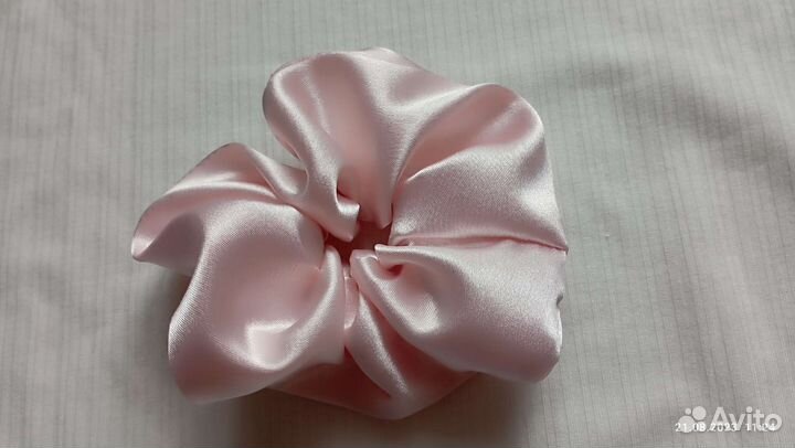 Резинка на волосы