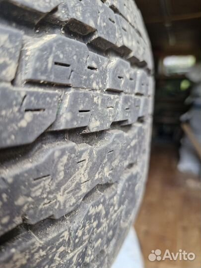 Bridgestone Dueler H/T 265/65 R17