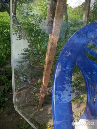 Передние стекла ваз 2110