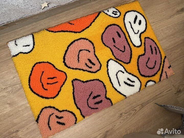 Ковер ручной работы. Тафтинг ковер. Смайл ковер