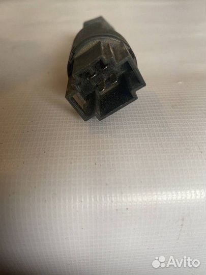 Датчик включения стопсигнала газ ГАЗель Бизнес