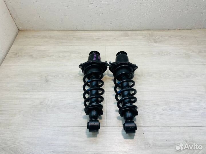 Амортизаторы задние Toyota Avensis 250