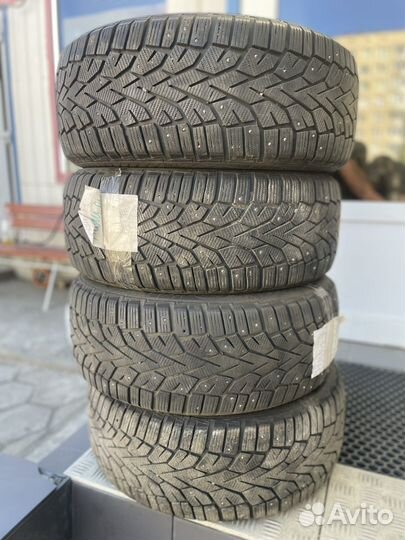 Gislaved NordFrost 100 235/55 R17 103T