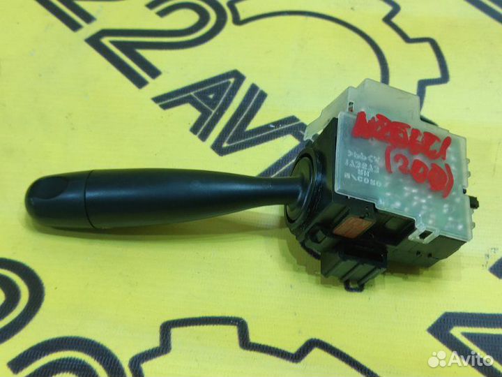 Подрулевой переключатель дворников Toyota Corolla