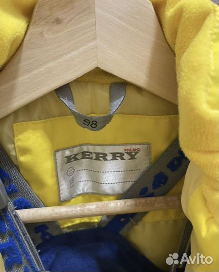 Продам костюм зимний для девочки