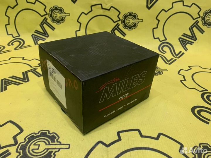 Ступица передняя Volkswagen Polo 2000