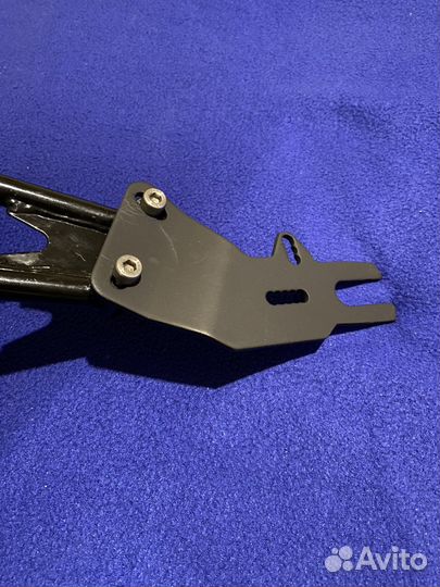 Универсальное крыло мотоцикла. Брызговик задний