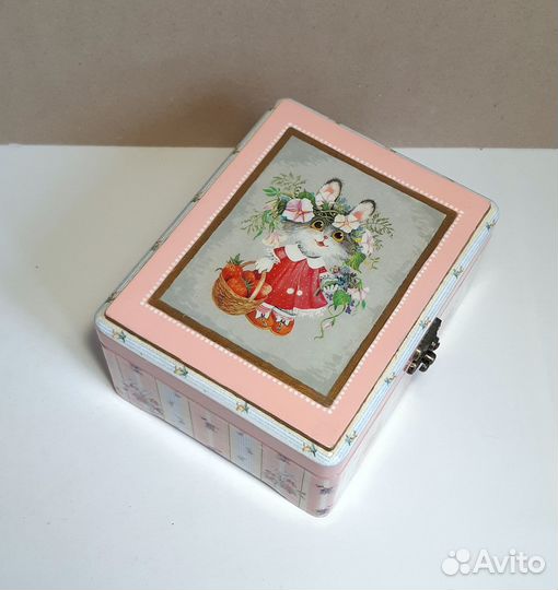 Розовая шкатулка 