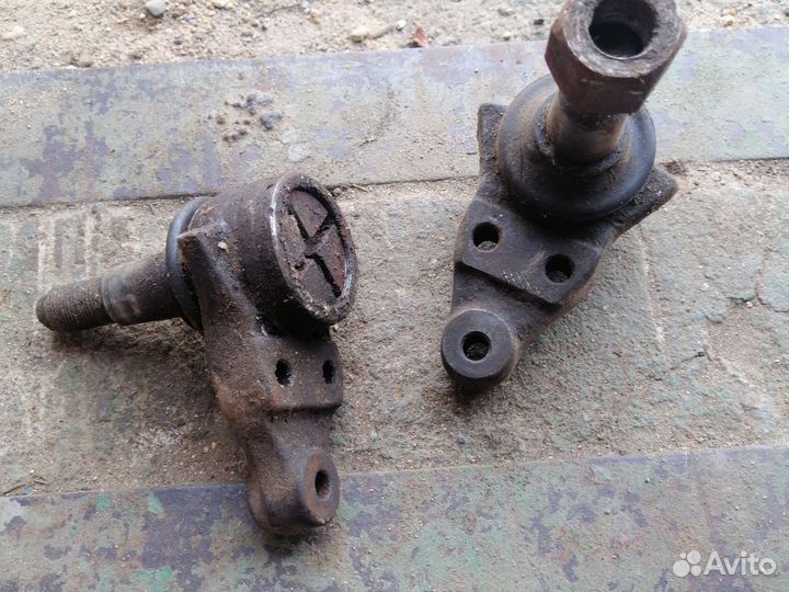 Шаровая опора