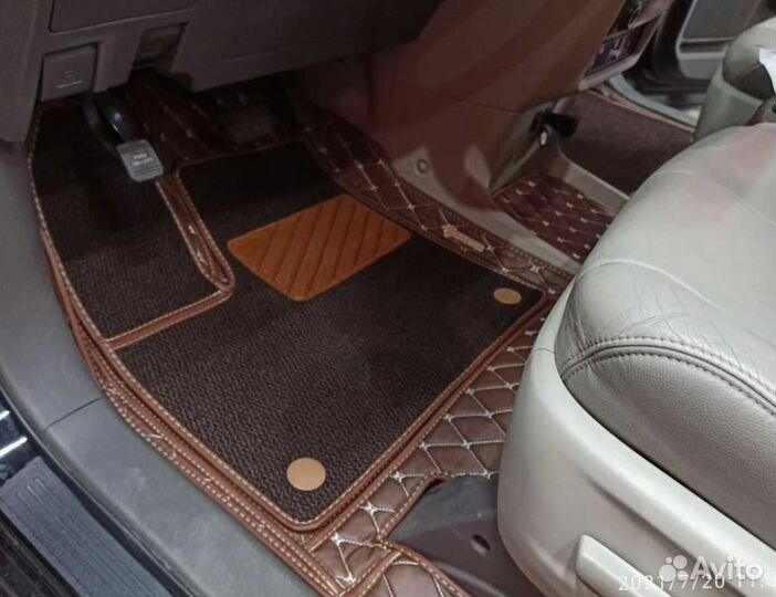Коврик в багажник на toyota sienna