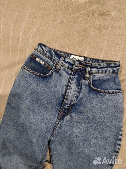 Джинсы