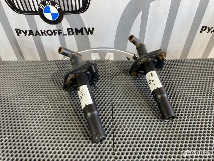 Крепление бампера заднее Bmw X5 E53 M62B46 2001