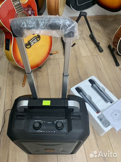 Гитарный комбоусилитель