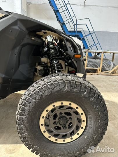Новый BRP Maverick X RC turbo RR can-am x3