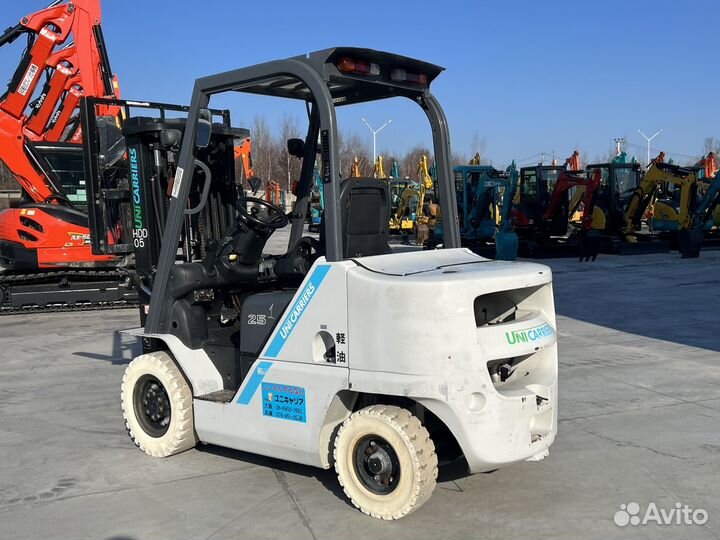 Вилочный погрузчик Unicarriers FD25T14, 2021