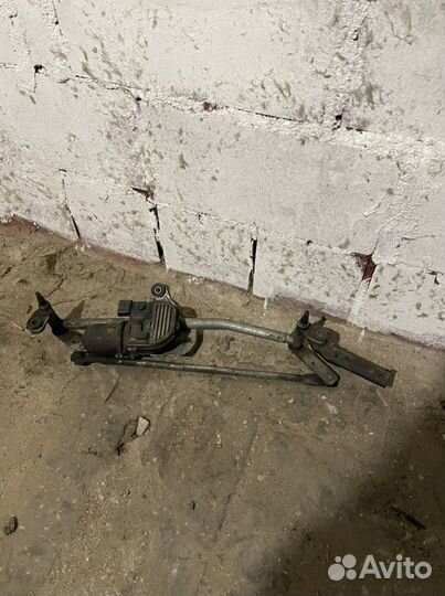 Трапеция стеклоочистителя Volkswagen Passat B6