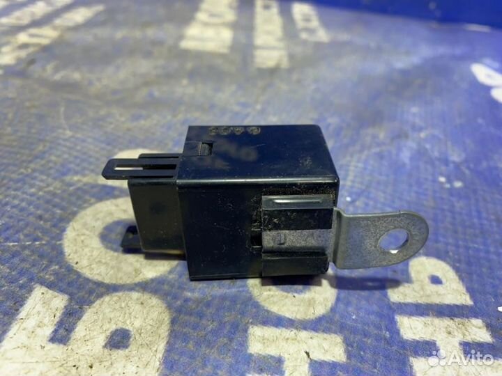 Реле Mitsubishi Pajero 2 внедорожник 1998