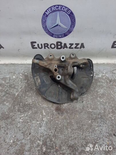 Левый поворотный кулак Mercedes W212