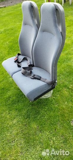 Двухместное сиденье