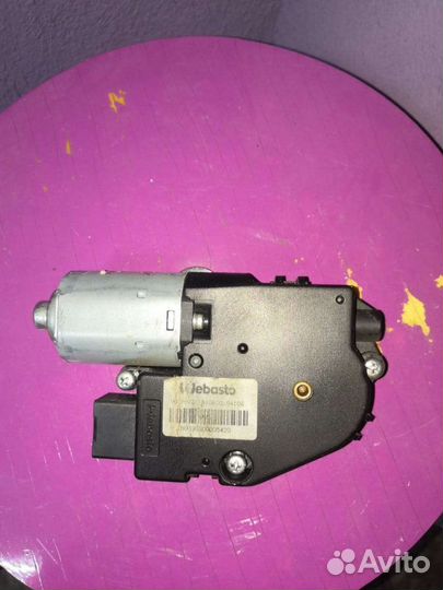 Моторчи люка Infiniti FX37 / FX50, FX 35 кузов S51