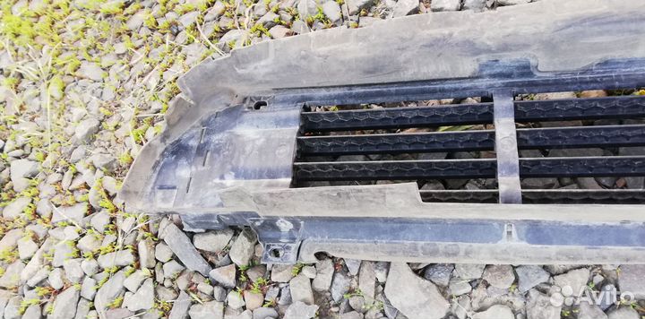 Заслонка радиаторов Volvo XC40 с 2017-2022