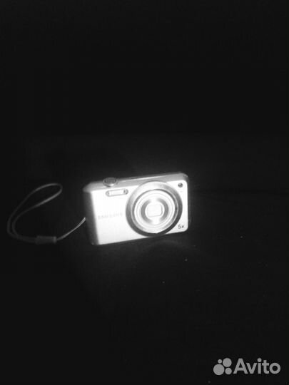 Компактный фотоаппарат